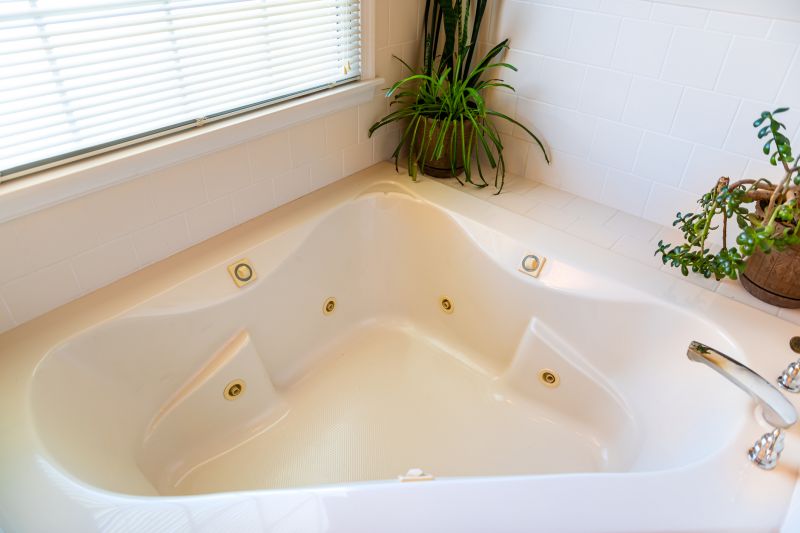 Modern Soaking Bathtubs
